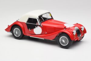 Morgan 4/4 Plus Competition Hardtop Vermelho Kyosho 1:18 08114R Metal - imagem 6 de 8