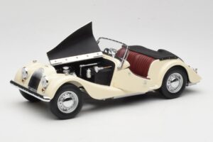 Morgan 4/4 Series II Branco Kyosho 1:18 08111W Metal - imagem 2 de 8