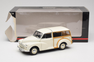 Morris Minor Traveller Branco Minichamps 1:18 150137010 Metal - imagem 9 de 9