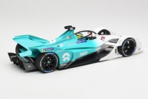 NIO 004 Team NIO #8 T. Dillmann Formula E Season 5 2019 Minichamps 1:18 114180008 Metal - imagem 2 de 6