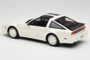 Nissan 300ZX Turbo Z31 Shiro Edition White Pearl Otto 1:18 OT1181 Resina - imagem 5 de 6