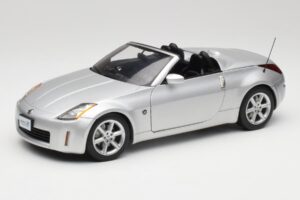 Nissan 350Z Z33 Roadster Diamond Prata AUTOart 1:18 77371 Metal