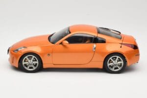 Nissan 350Z Z33 Sunset Orange AUTOart 1:18 77312 Metal - imagem 4 de 8