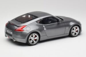 Nissan 370Z Z34 Gun Metallic Otto 1:18 OT465 Resina - imagem 2 de 6