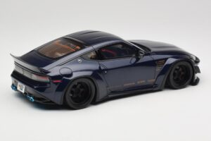 Nissan 400Z RZ34 Pandem Midnight Blue GT Spirit 1:18 GT494 Resina - imagem 2 de 6