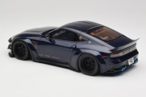 Nissan 400Z RZ34 Pandem Midnight Blue GT Spirit 1:18 GT494 Resina - imagem 5 de 6