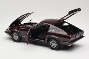 Nissan Fairlady 240Z-G S30 Bordeaux Kyosho 1:18 08212M Metal - imagem 5 de 8