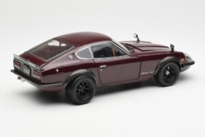 Nissan Fairlady 240ZG Castanho Kyosho 1:18 08217M Metal - imagem 3 de 8