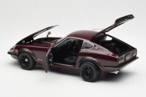 Nissan Fairlady 240ZG Castanho Kyosho 1:18 08217M Metal - imagem 5 de 8