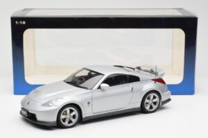 Nissan Fairlady Z Z34 NISMO Type 380RS Prata AUTOart 1:18 77401 Metal - imagem 8 de 8