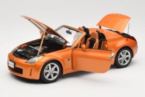 Nissan Fairlady Z Z33 Roadster Sunset Orange AUTOart 1:18 77377 Metal - imagem 2 de 8