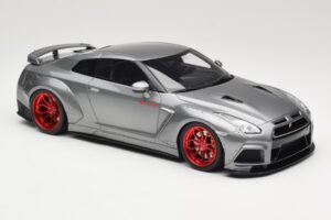 Nissan GT-R R35 Prior Design Cinzento GT Spirit 1:18 GT243 Resina - imagem 4 de 6