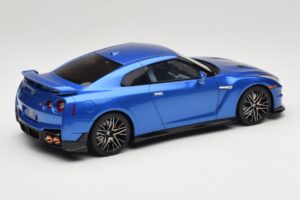 Nissan GT-R R35 Skyline Edition Bayside Blue GT Spirit 1:18 GT521 Resina - imagem 2 de 6