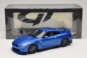Nissan GT-R R35 Skyline Edition Bayside Blue GT Spirit 1:18 GT521 Resina - imagem 6 de 6
