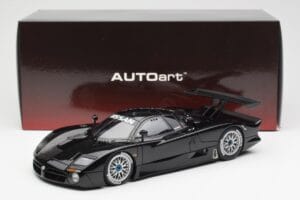 Nissan R390 GT1 #0 24 Hours of Le Mans 1998 AUTOart 1:18 89878 Metal - imagem 8 de 8
