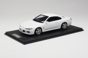 Nissan Silvia S15 Spec-S Branco Cracked Plexi One Model 1:18 REMC034 Metal - imagem 2 de 7