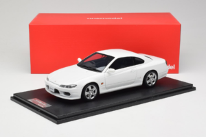 Nissan Silvia S15 Spec-S Branco Cracked Plexi One Model 1:18 REMC034 Metal - imagem 7 de 7