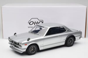 Nissan Skyline C10 2000 GT-R Prata Otto 1:12 G094 Resina - imagem 6 de 6
