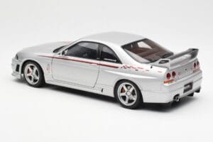 Nissan Skyline GT-R R33 R-Tune Prata AUTOart 1:18 77326 Metal - imagem 7 de 8