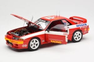 Nissan Skyline GT-R R32 #1 J. Richards / M. Skaife Bathurst 1000 Winner 1992 AUTOart 1:18 89279 Metal - imagem 2 de 8