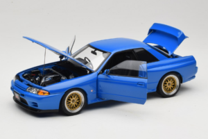 Nissan Skyline GT-R R32 V-Spec II Tuned Azul AUTOart 1:18 77415 Metal - imagem 2 de 8