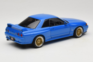 Nissan Skyline GT-R R32 V-Spec II Tuned Azul AUTOart 1:18 77415 Metal - imagem 3 de 8