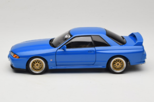Nissan Skyline GT-R R32 V-Spec II Tuned Azul AUTOart 1:18 77415 Metal - imagem 4 de 8