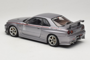 Nissan Skyline GT-R R34 Nismo S-Tune Prata AUTOart 1:18 77358 Metal - imagem 7 de 8
