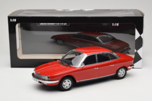 NSU Ro80 Vermelho Minichamps 1:18 151015404 Metal - imagem 6 de 6