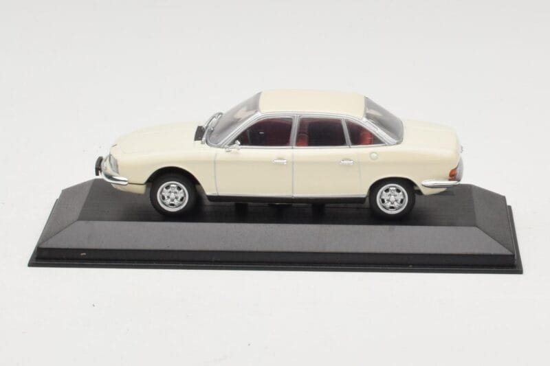 NSU Ro80 Branco Minichamps 1:43 NUS001 Metal