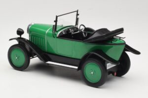 Opel 4 PS Laubfrosch Verde MCG 1:18 MCG18050 Metal - imagem 5 de 6