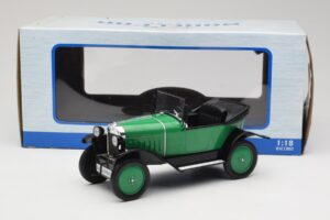 Opel 4 PS Laubfrosch Verde MCG 1:18 MCG18050 Metal - imagem 6 de 6