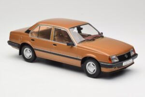 Opel Ascona C Berlina Beige Metallic MCG 1:18 MCG18459 Metal - imagem 4 de 6