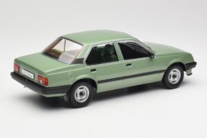 Opel Ascona C Metallic Light Green MCG 1:18 MCG18458 Metal - imagem 2 de 6