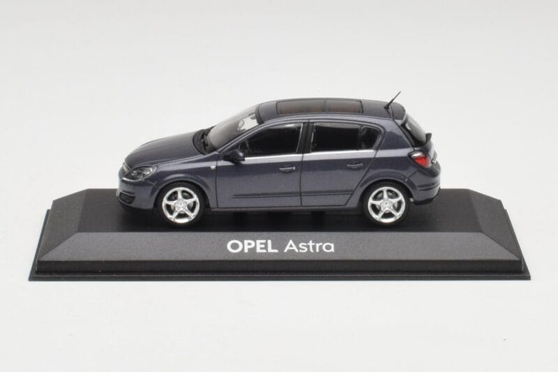 Opel Astra H Azul Escuro Minichamps 1:43 B24910027-A1 Metal