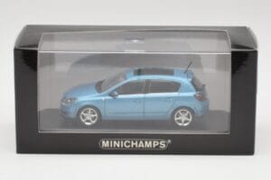 Opel Astra H Azul Claro Minichamps 1:43 400043001 Metal - imagem 4 de 4