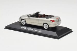 Opel Astra H Twin Top Prata Minichamps 1:43 403045633 Metal - imagem 3 de 4
