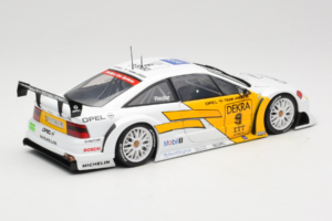 Opel Calibra V6 #9 M. Reuter DTM 1995 UT Models 1:18 180954209 Metal - imagem 3 de 8