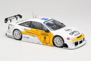 Opel Calibra V6 #9 M. Reuter DTM 1995 UT Models 1:18 180954209 Metal - imagem 6 de 8