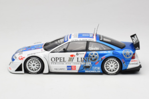 Opel Calibra V6 4x4 #8 O. Gavin DTM 1996 UT Models 1:18 180964388 Metal - imagem 4 de 8