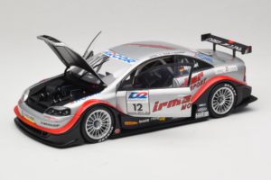 Opel Astra V8 Coupe #12 C. Menzel DTM 2000 Action 1:18 AC8004812 Metal - imagem 2 de 8