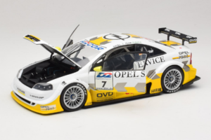 Opel Astra V8 Coupe #7 M. Reuter DTM 2000 Action 1:18 AC8004807 Metal - imagem 2 de 8