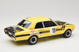 Opel Commodore A Steinmetz #10 W. Kauhsen / H. Frohlich 24 Hours of Spa 1970 Minichamps 1:18 107704600 Resina - imagem 2 de 6