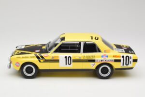 Opel Commodore A Steinmetz #10 W. Kauhsen / H. Frohlich 24 Hours of Spa 1970 Minichamps 1:18 107704600 Resina - imagem 3 de 6