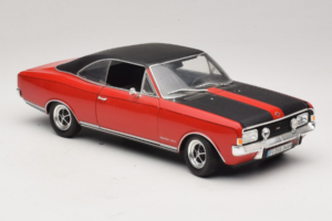 Opel Commodore GS/E Vermelho Revell 1:18 08826 Metal - imagem 6 de 8