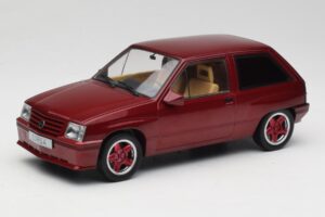 Opel Corsa A Custom Vermelho MCG 1:18 MCG18433 Metal