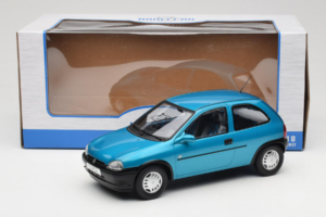 Opel Corsa B Blue Metallic MCG 1:18 MCG18514 Metal - imagem 6 de 6