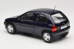 Opel Corsa B Dark Blue Metallic MCG 1:18 MCG18905 Metal - imagem 5 de 6