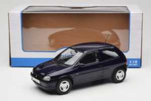 Opel Corsa B Dark Blue Metallic MCG 1:18 MCG18905 Metal - imagem 6 de 6