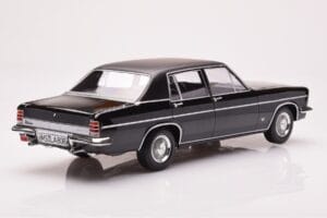 Opel Diplomat V8 Preto Norev 1:18 183687 Metal - imagem 2 de 6